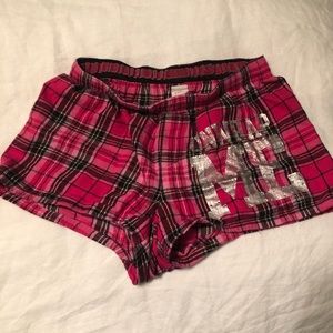 PINK by VS- “Unwrap me” sleep shorts- size XS